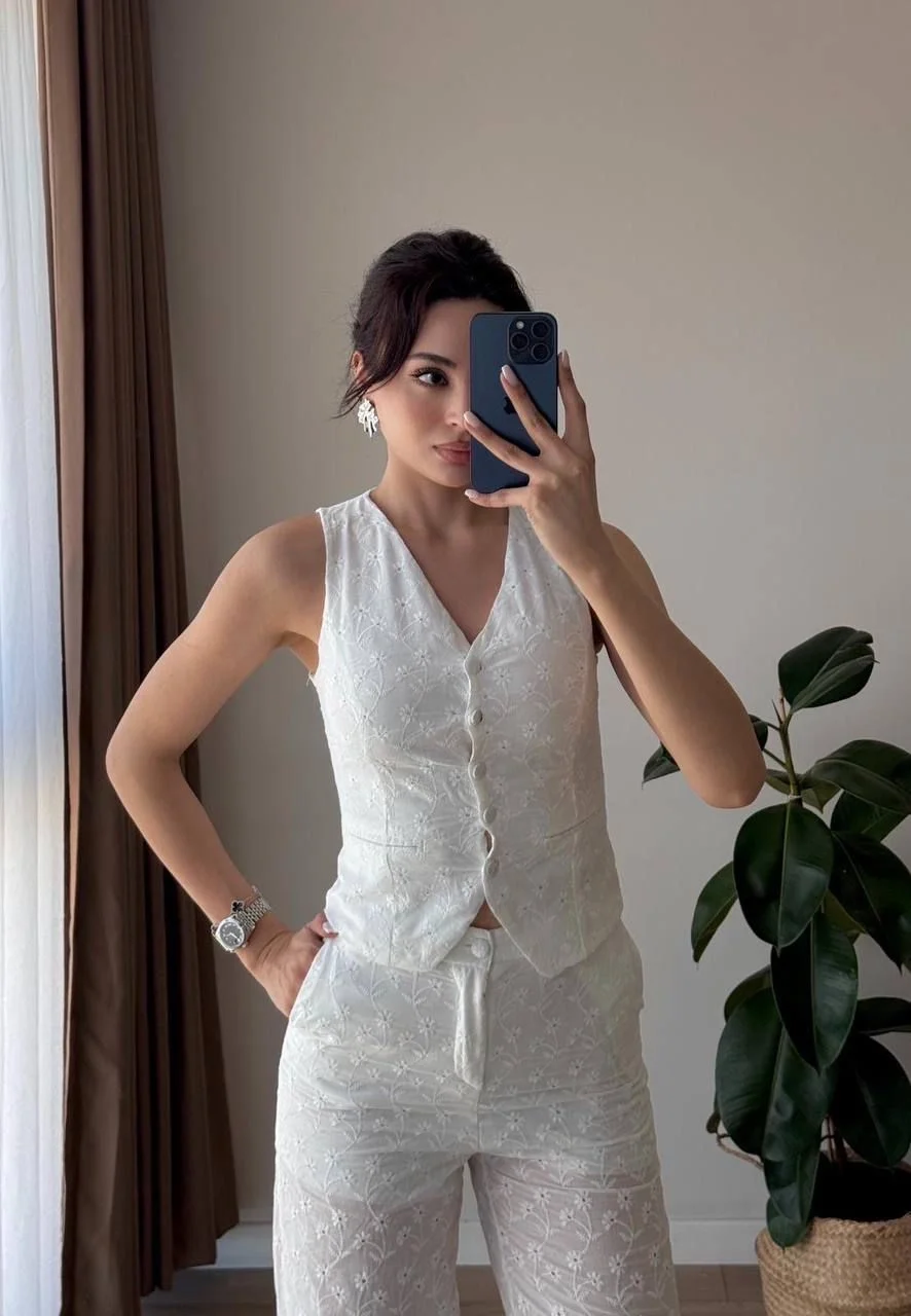 Beyaz Brodeli İkili Takım