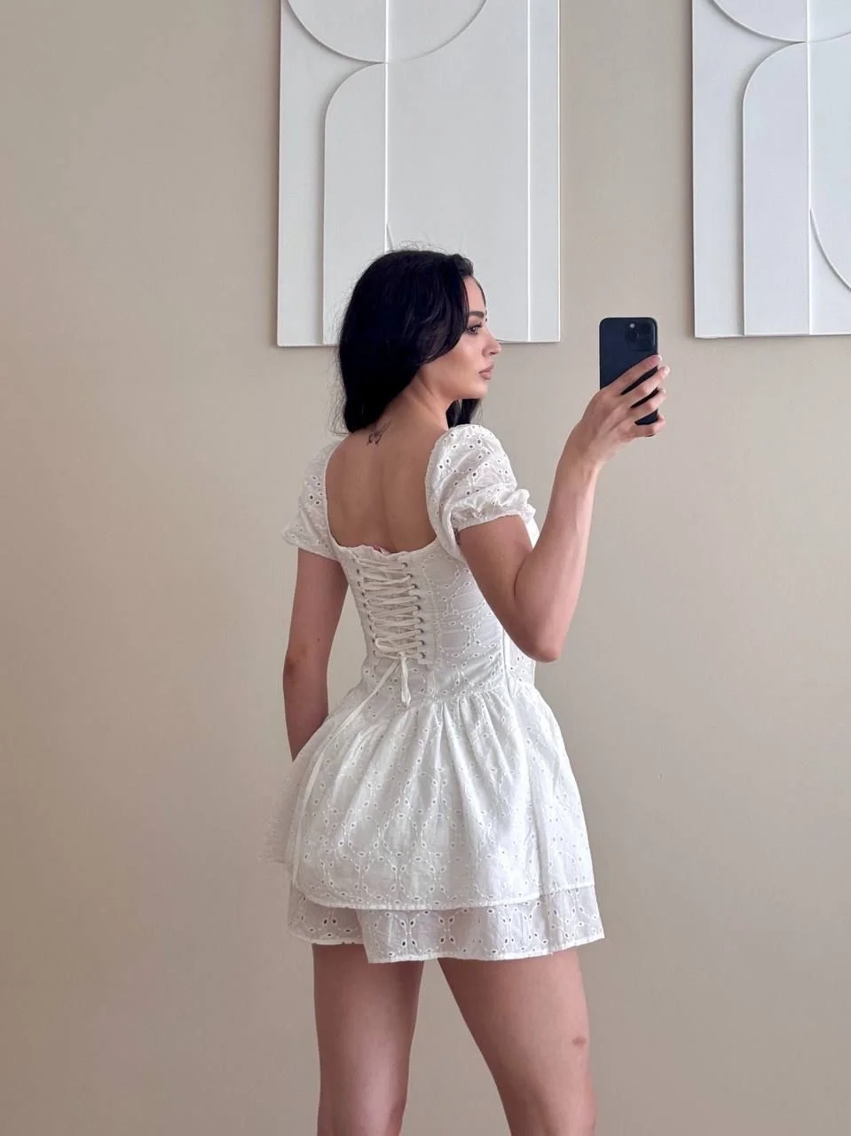 Beyaz Brodeli Şortlu Mini Elbise