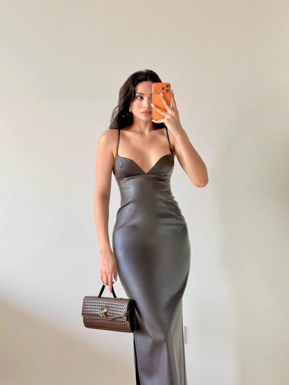 Kadın Siyah Askılı Deri Elbise