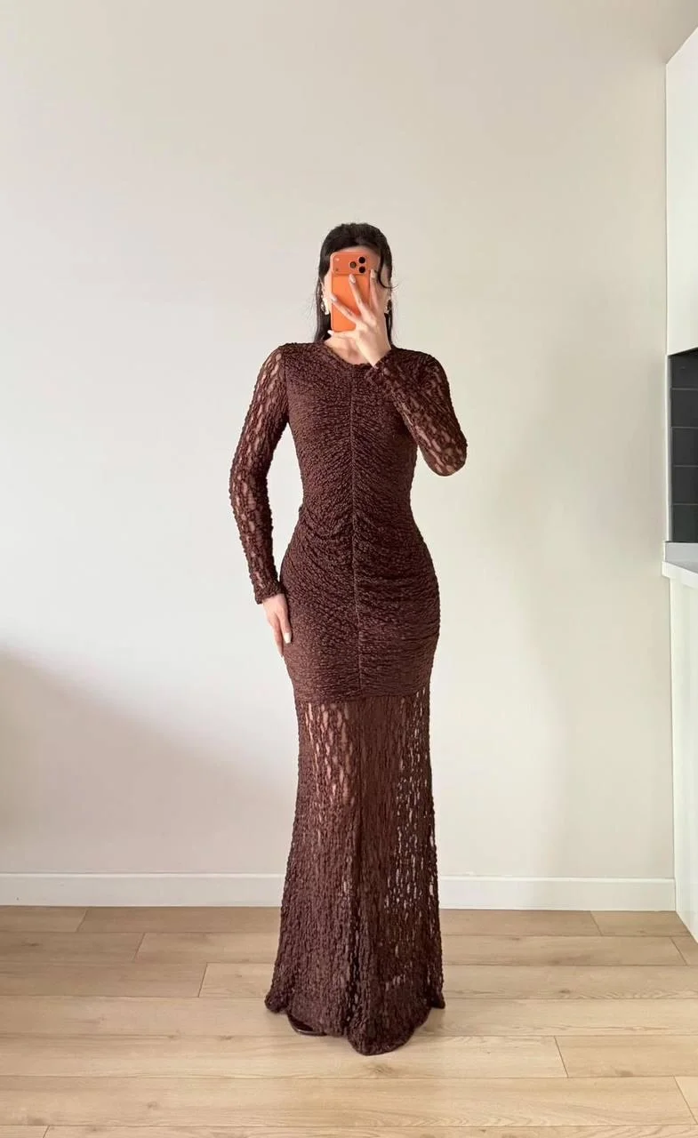 Kahverengi Dantelli Drapeli Maxi Astarlı Elbise