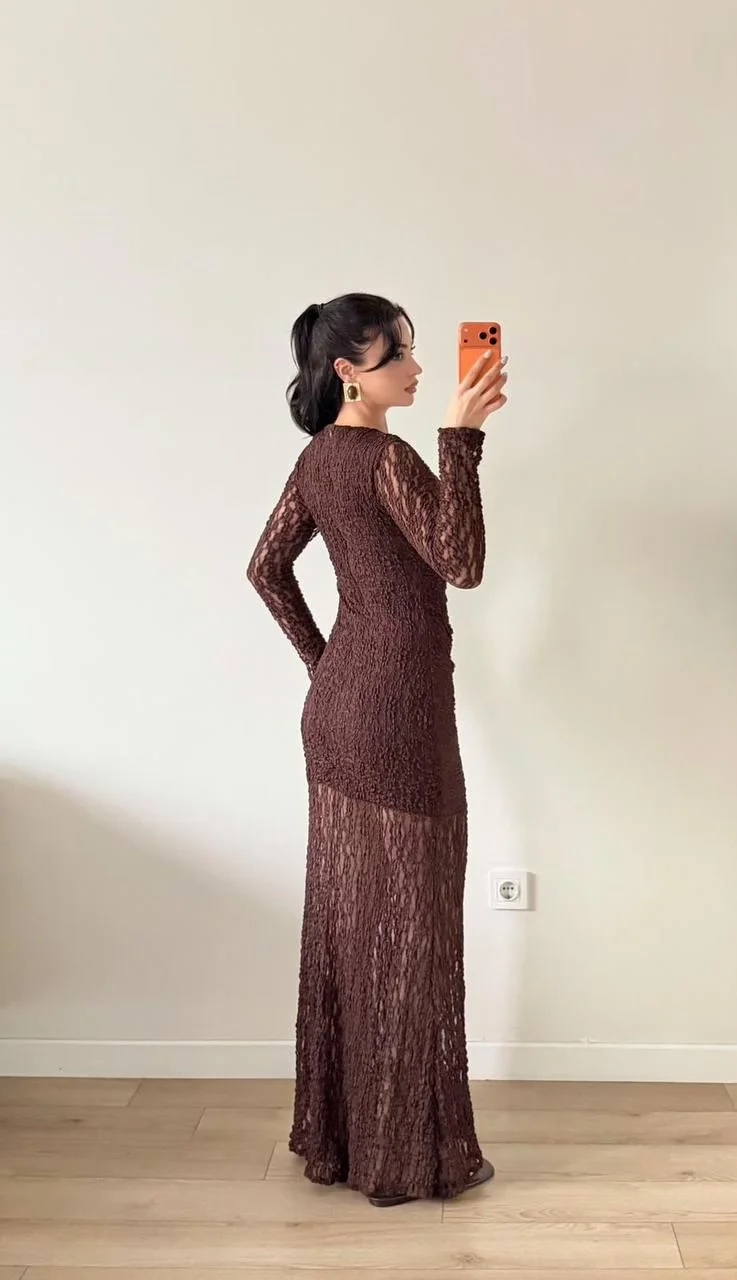 Kahverengi Dantelli Drapeli Maxi Astarlı Elbise