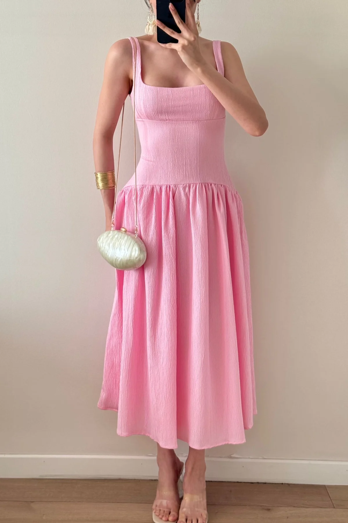 Pembe Askılı Sırt Dekolteli Midi Elbise