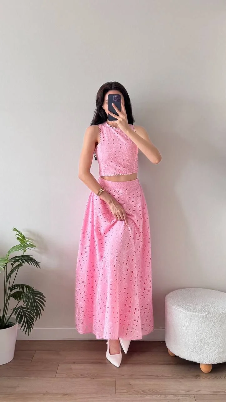 Pembe Güpürlü Etekli Takım