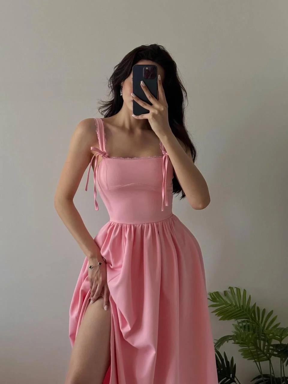 Pembe Midi U Yaka Volanlı Dantel Detaylı Midi Elbise