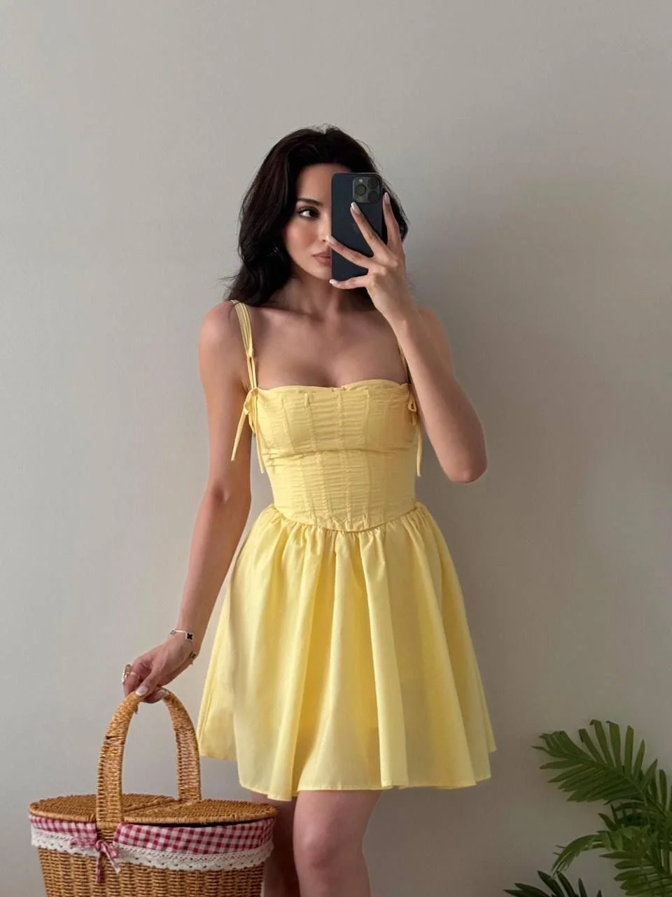 Sarı Beli Korseli Omuz Bağlamalı Mini Elbise