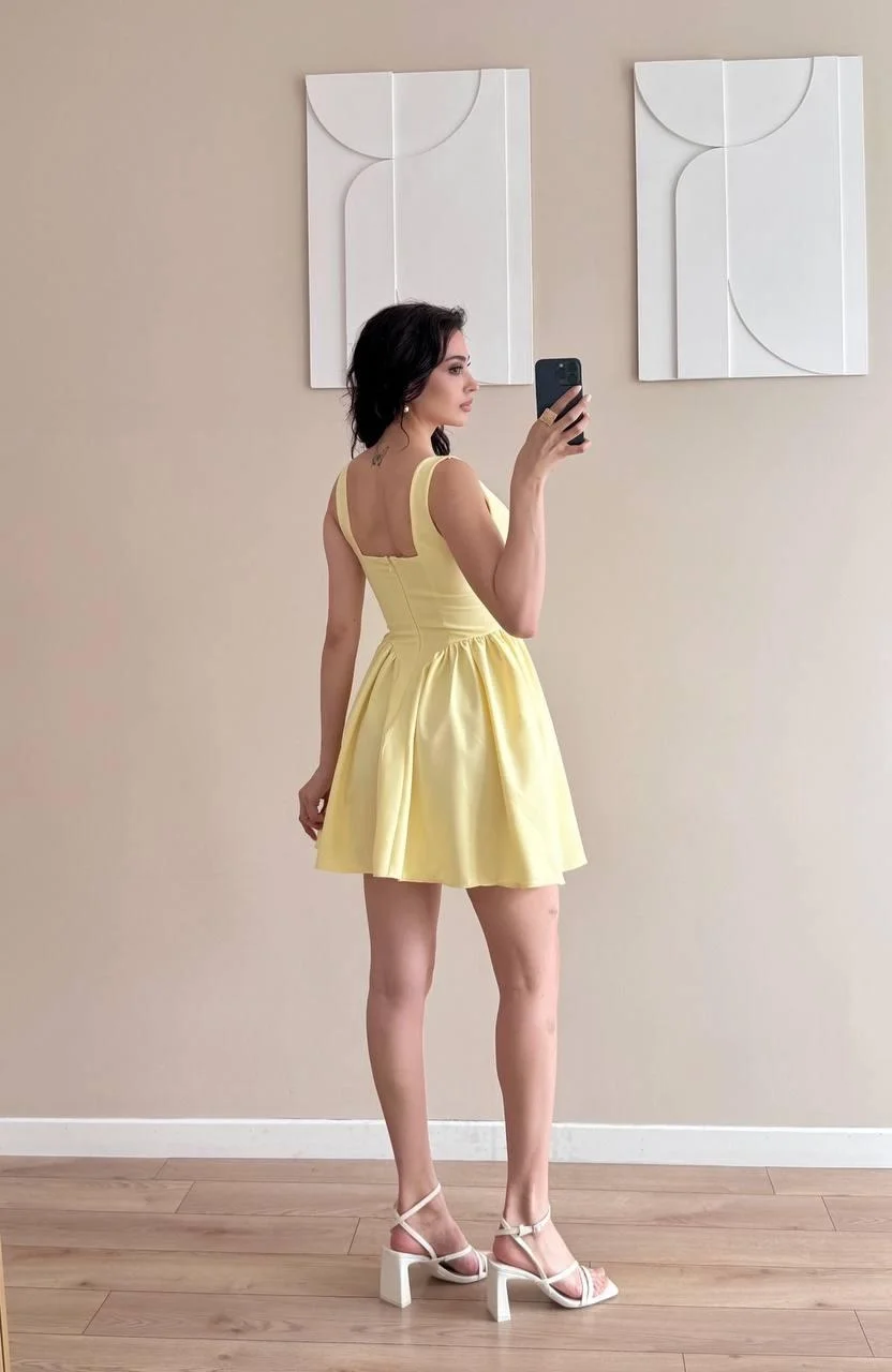 Sarı V Yaka Dantel Detaylı Cepli Mini Elbise