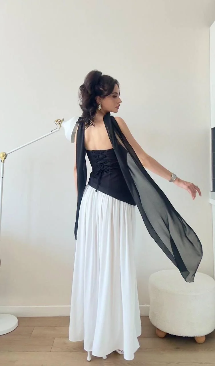 Siyah Şallı Yırtmaçlı Maxi Elbise