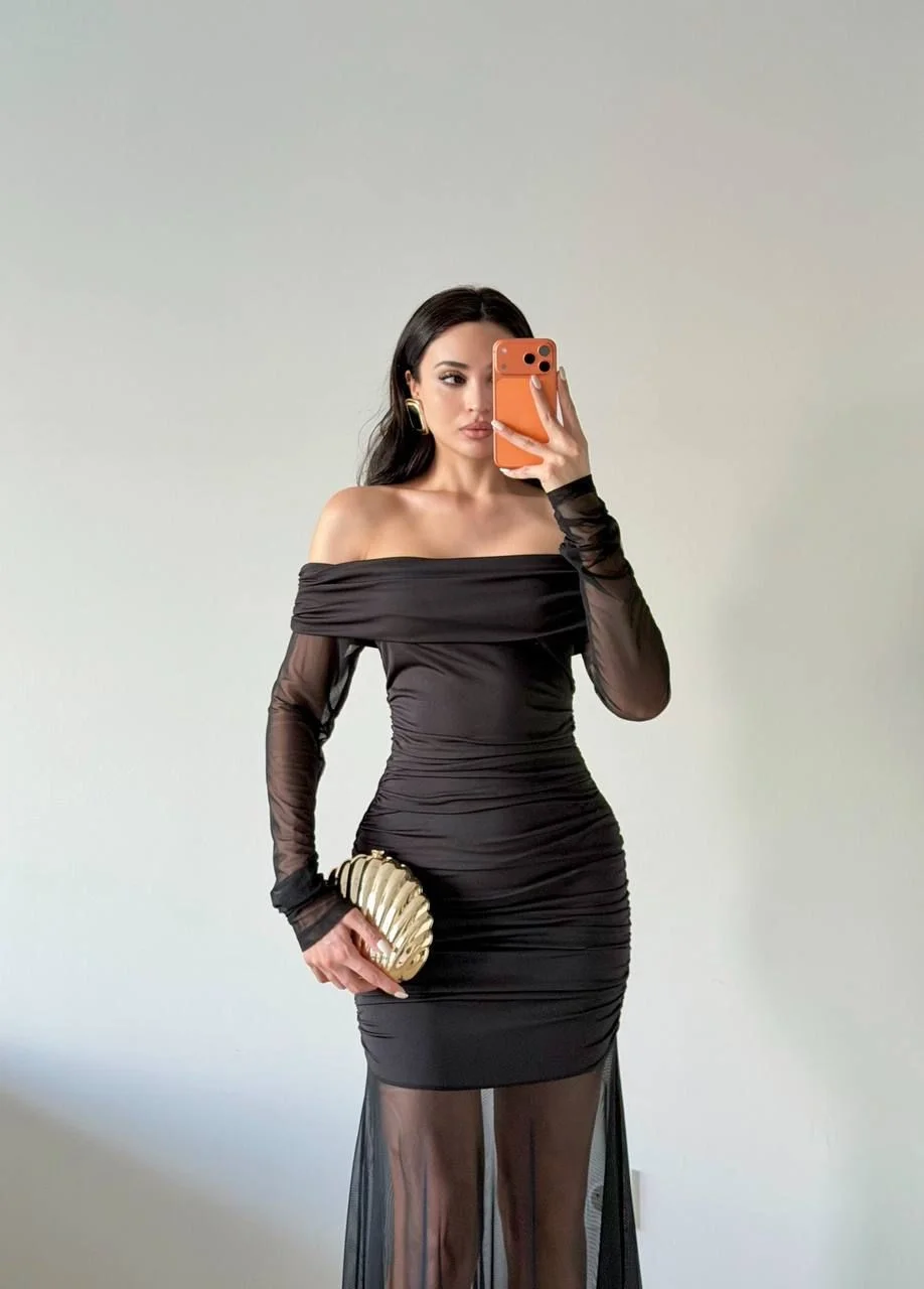 Siyah Straplez Kol Ve Etek Tüllü Maxi Elbise