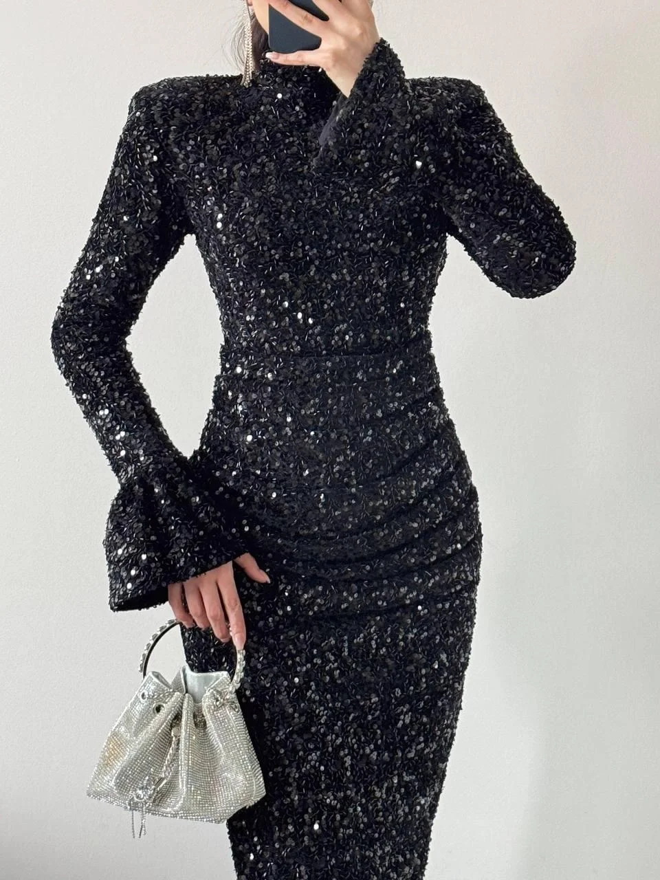 Siyah Yırtmaçlı Pul Payet Maxi Elbise