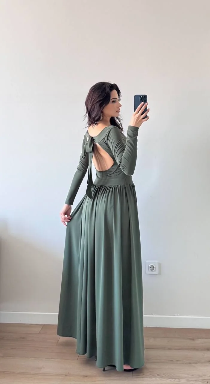Yeşil Bel Büzgülü Sırt Fiyonk Bağlamalı Maxi Elbise