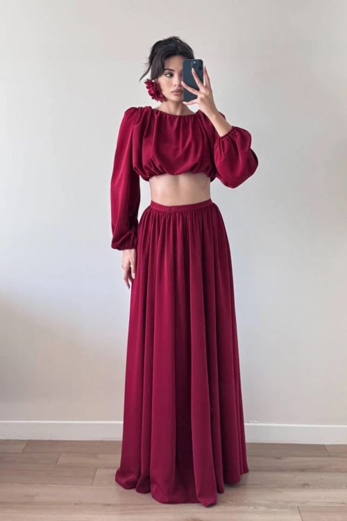 Bordo Büzgülü Omzu Vatkalı Etekli İkili Takım