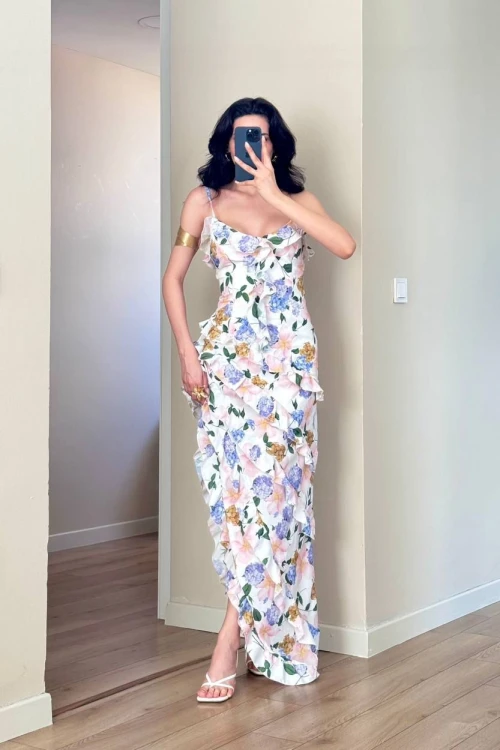 Dijital Baskılı Fırfırlı Askılı Yırtmaçlı Maxi Elbise