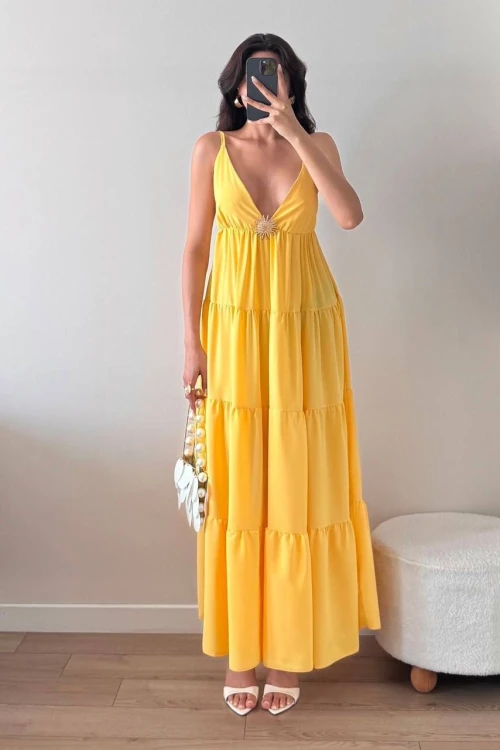 Sarı Askılı Broşlu Büzgülü Midi Elbise