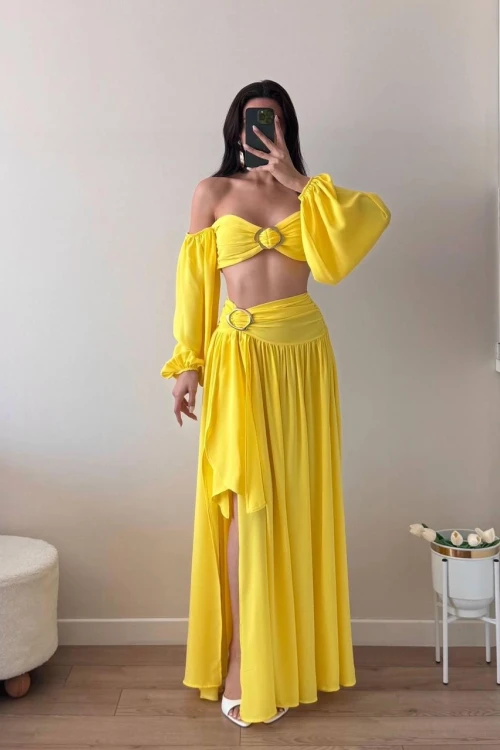 Sarı Tokalı Etekli İkili Takım