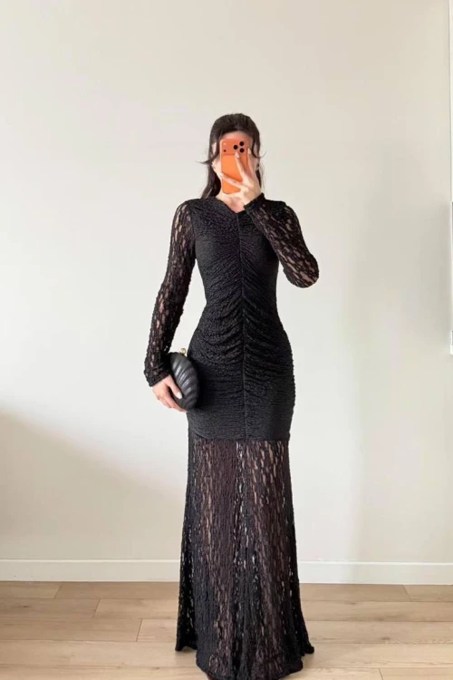 Siyah Dantelli Drapeli Maxi Astarlı Elbise