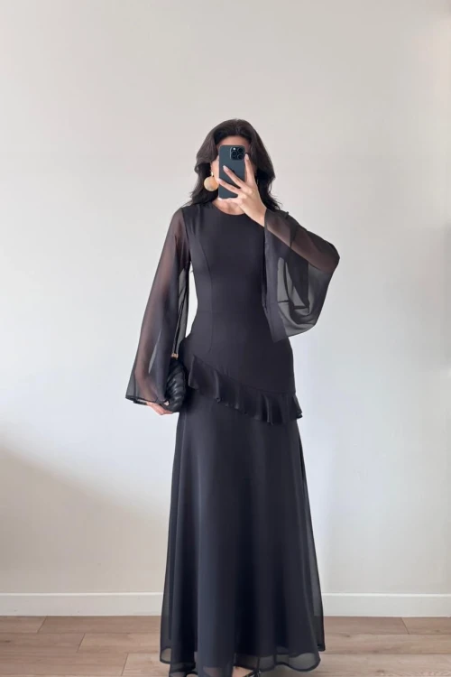 Siyah Şifon Pileli Maxi Elbise