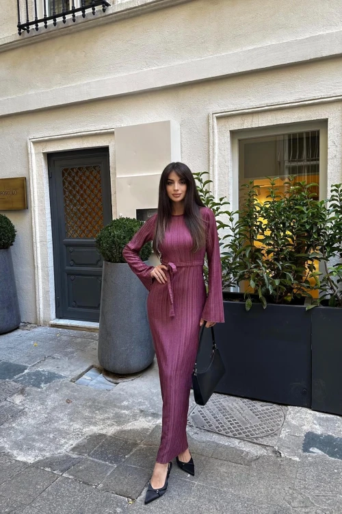 UZUN KOLLU KUŞAKLI MOR MİDİ ELBİSE