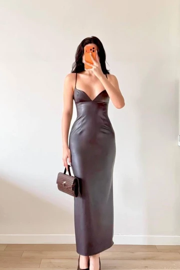 Kadın Siyah Askılı Deri Elbise