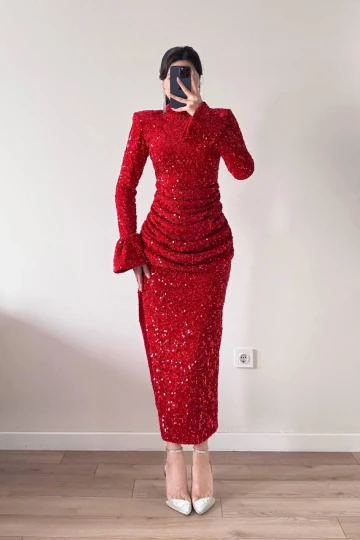 Kırmızı Yırtmaçlı Pul Payet Maxi Elbise
