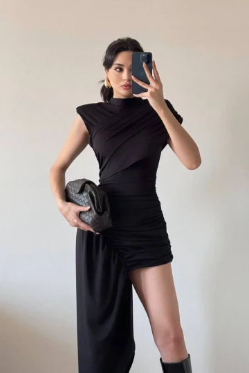 Siyah Asimetrik Detaylı Mini Drapeli Elbise